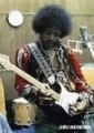 Jimi Hendrix: mit Gitarre 