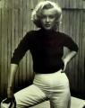 Marilyn Monroe: white Trouser / Poster 