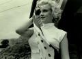 Marilyn Monroe: mit Tuch II / Poster 