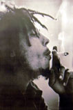 Bob Marley: smoking 